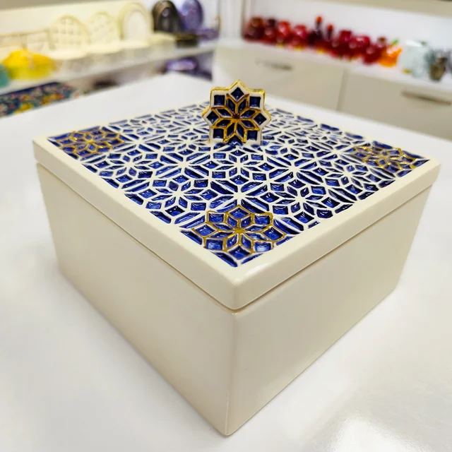 شکلات خوری هندسی