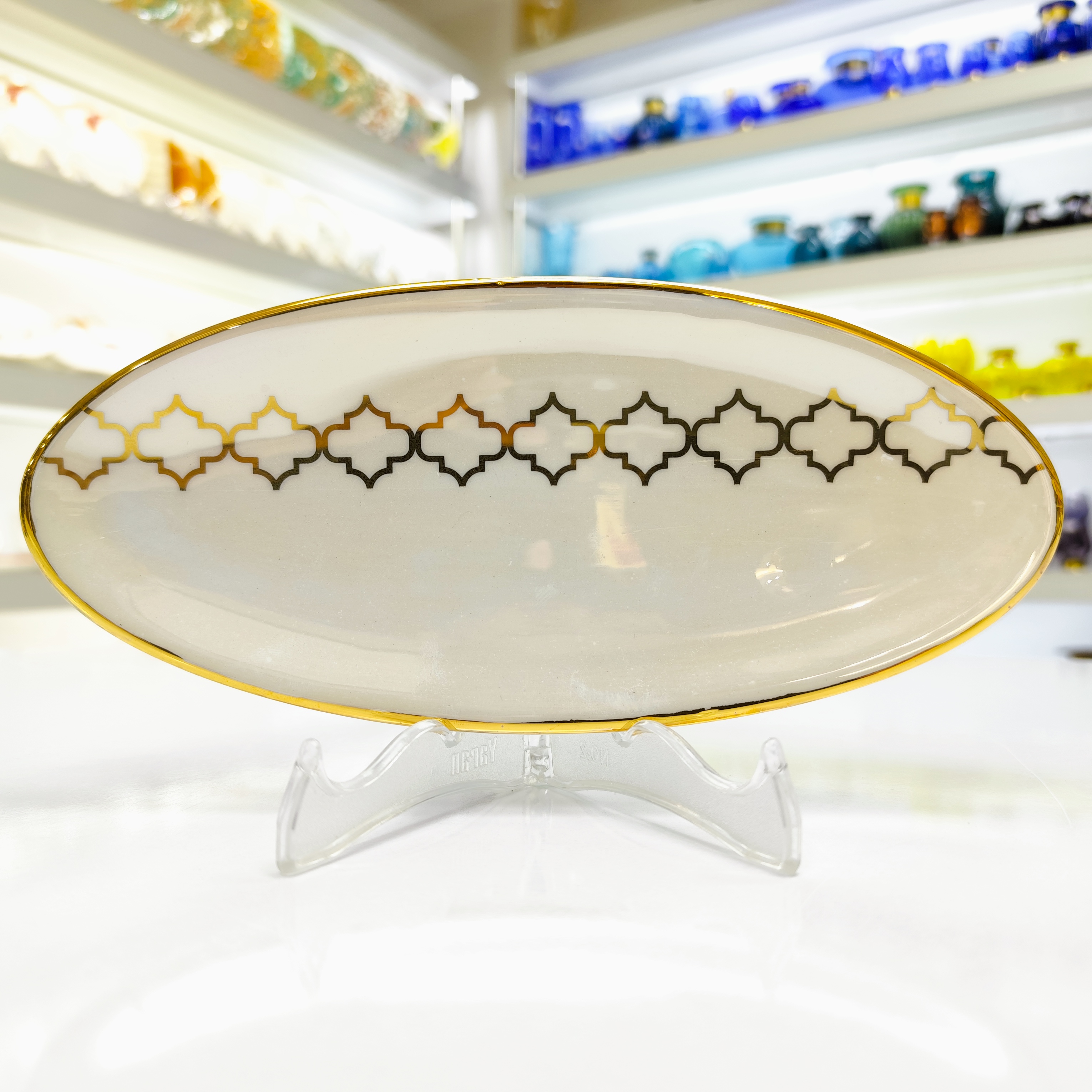 دیس و رولت خوری